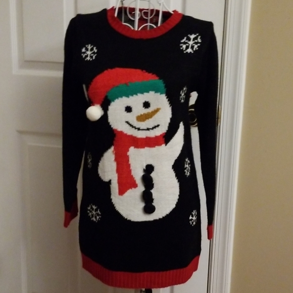 🧣$5 ITEM MUST BUNDLE WITH 2 other items Ugh-Lee Sweater 😊 - Picture 3 of 7